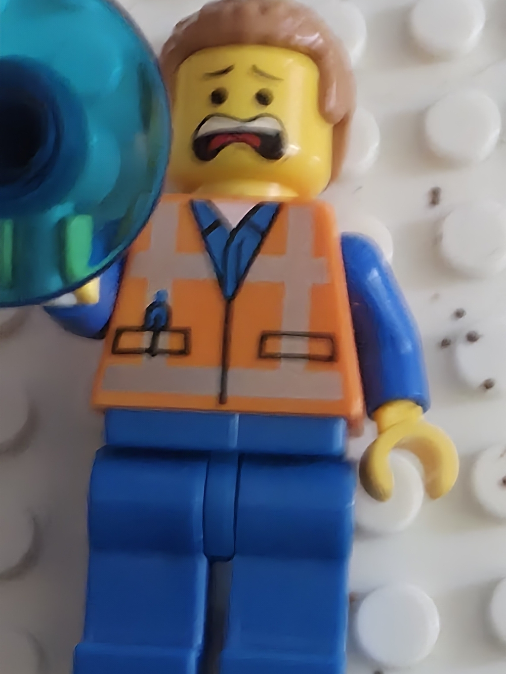 Lego City Construction Worker Emmett With Side Torso Crack Minifigure
